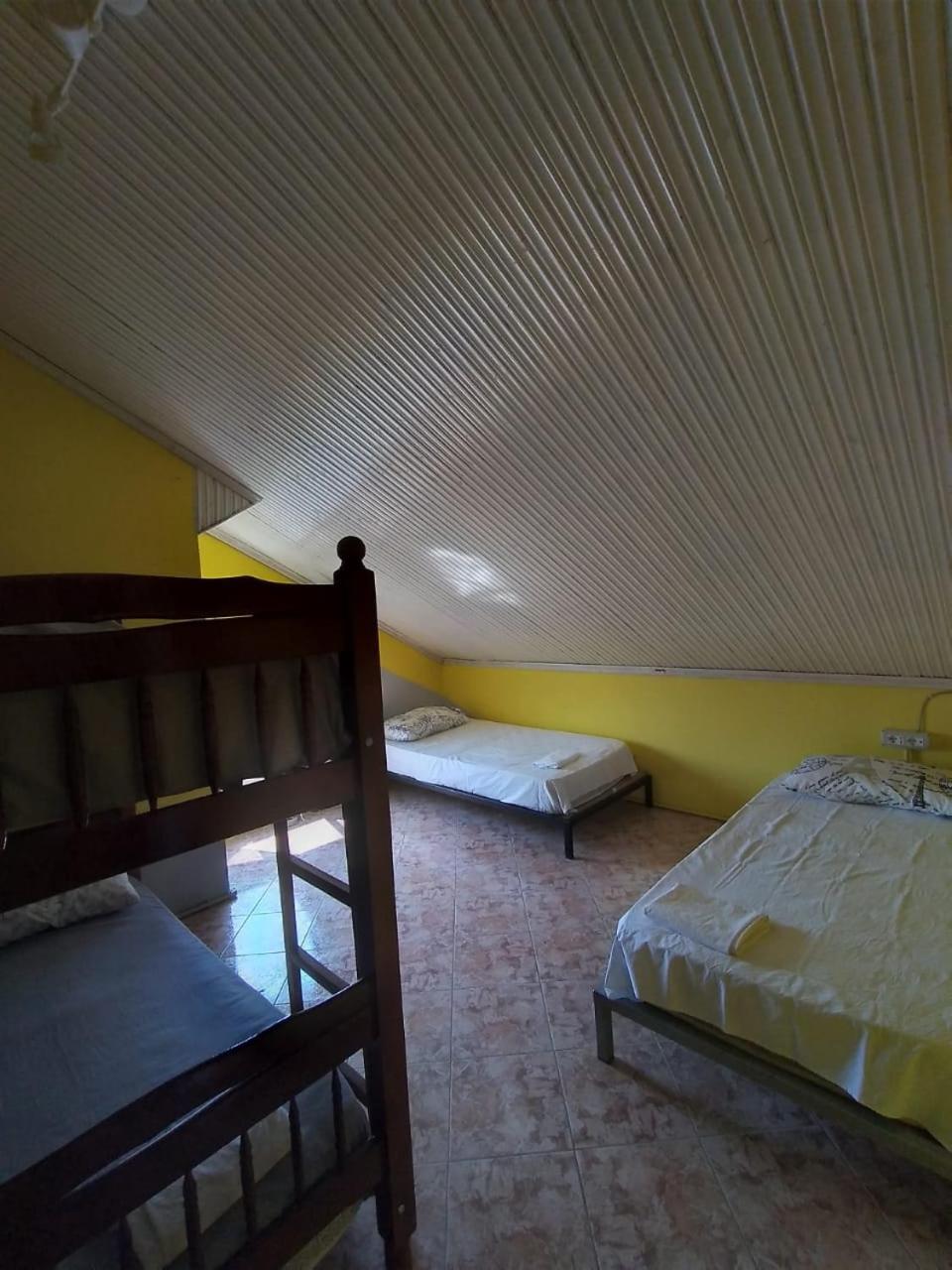 Our Way Guest House & Hostel Shkodër 객실 사진