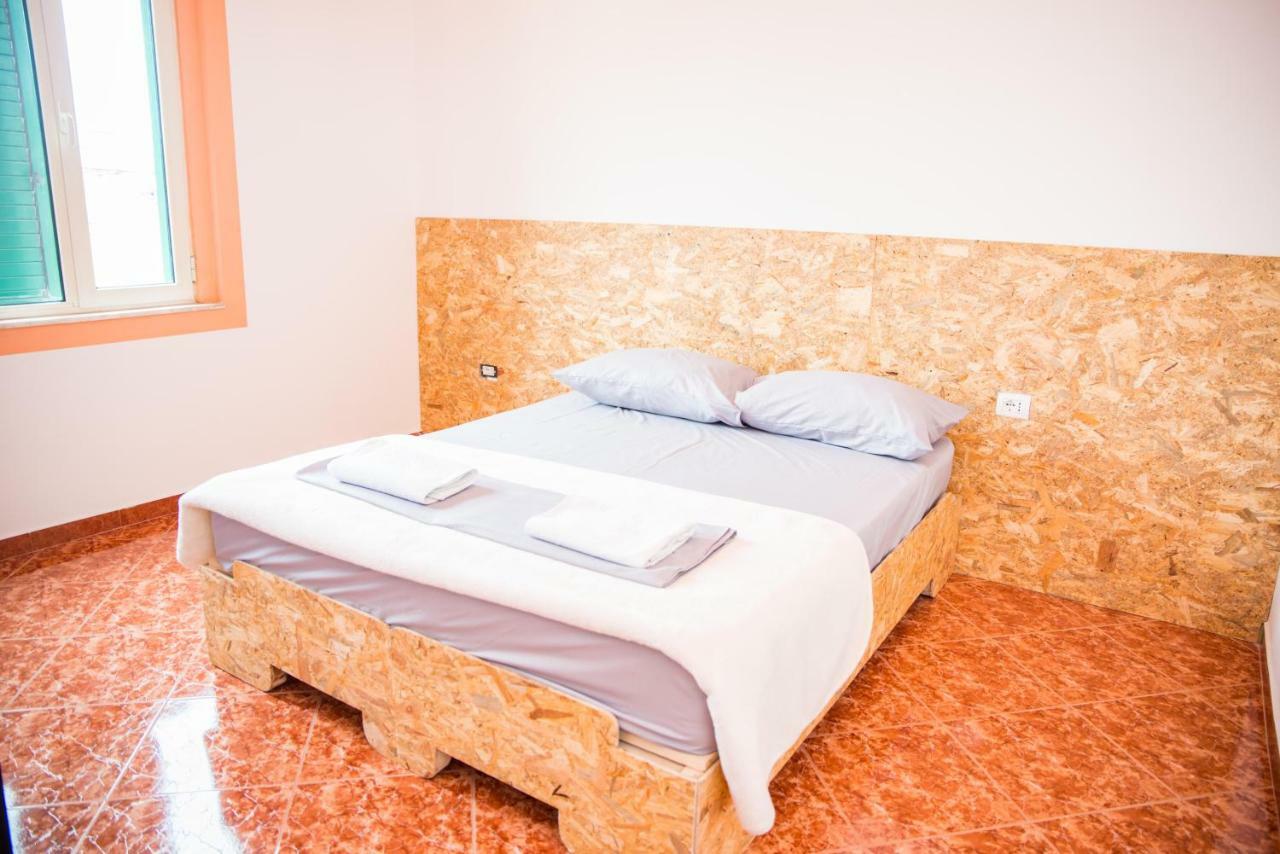 Our Way Guest House & Hostel Shkodër 외부 사진