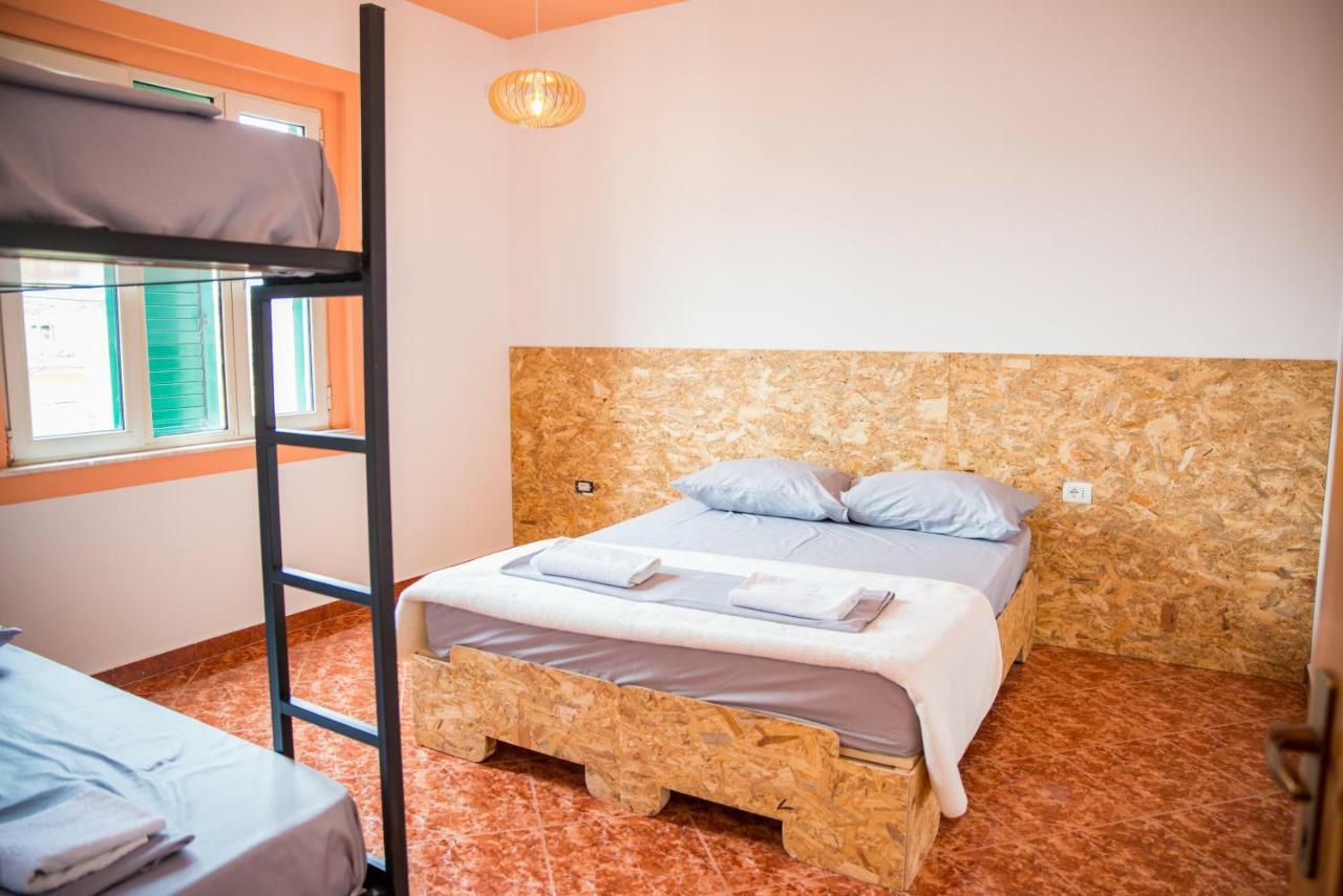 Our Way Guest House & Hostel Shkodër 외부 사진